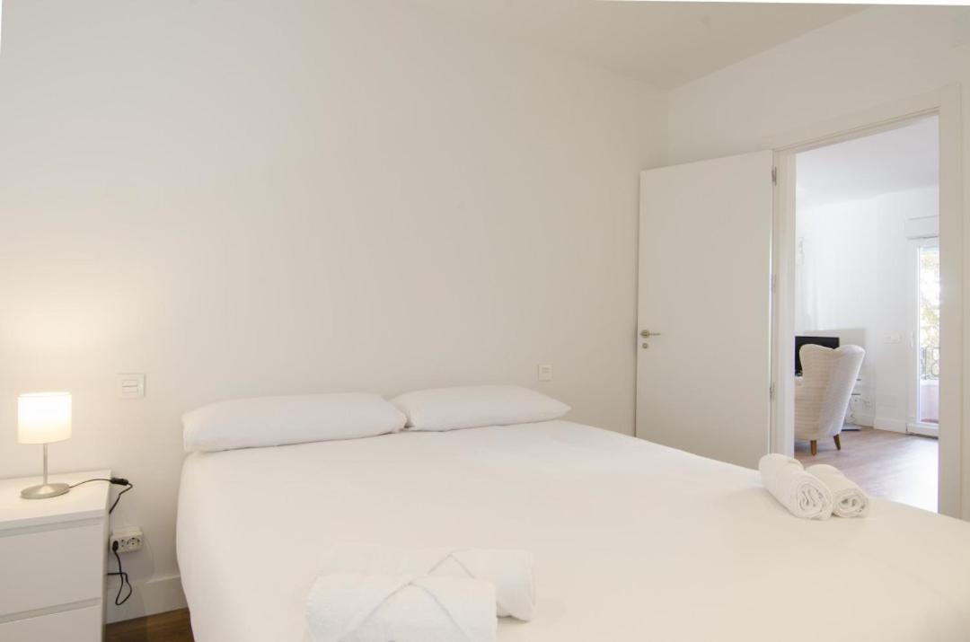 2 Bedrooms 2 Bathrooms Furnished - Bernabeu - Business Area With Terrace - Minty Stay Madrid Exterior foto