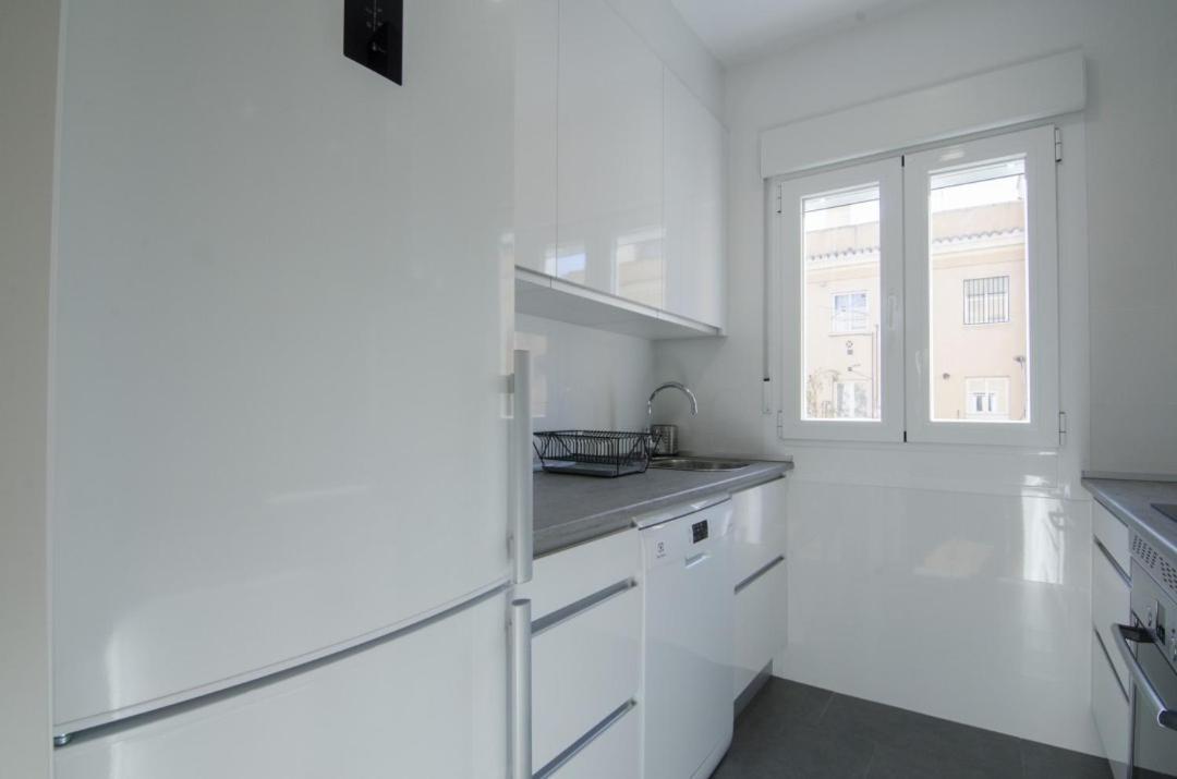 2 Bedrooms 2 Bathrooms Furnished - Bernabeu - Business Area With Terrace - Minty Stay Madrid Exterior foto